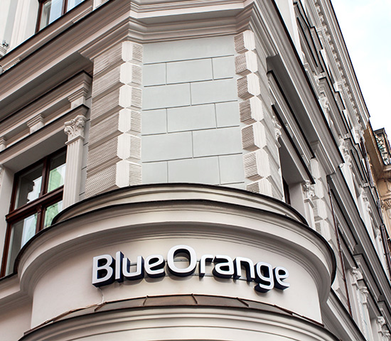 Pamatojoties uz Dienas Biznesa, Lursoft un LIAA datiem, ir noteikti Latvijas lielākie 500 uzņēmumi, kuru vidū ir arī AS BlueOrange Bank.